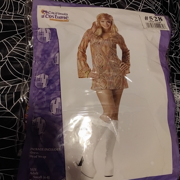 California Costumes Retro Dress with Head Wrap - Orange and White - Picture 5 of 5